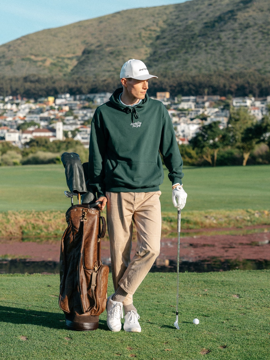 Brown, Chocolate Trim Leather Sunday Bag golf bag, view 2